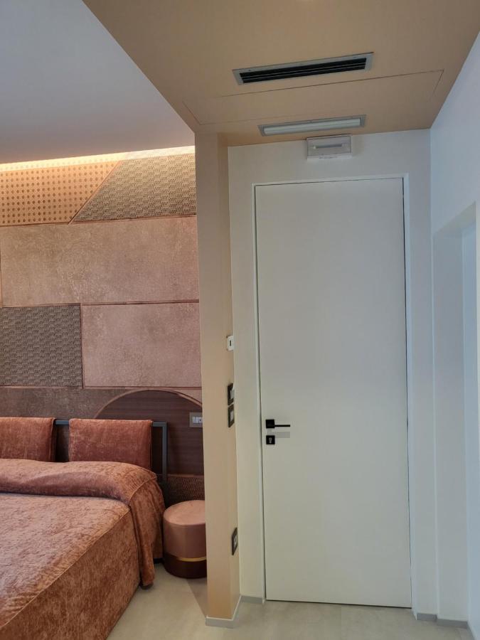 Casa Stazione Pescara Bed & Breakfast Exterior photo