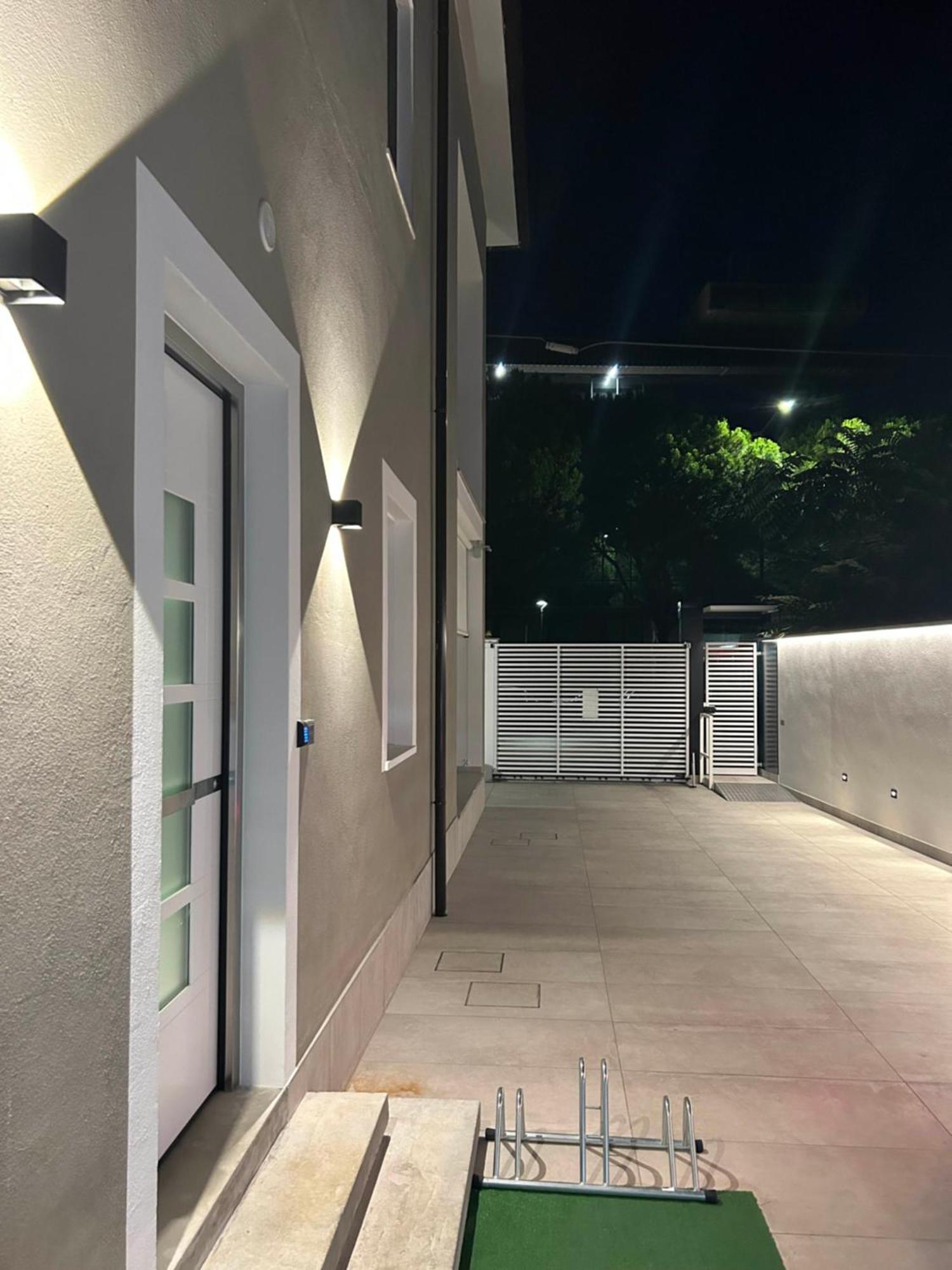 Casa Stazione Pescara Bed & Breakfast Exterior photo
